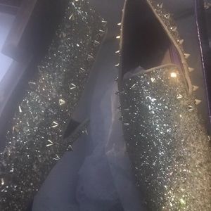 Men’s Gold loafers